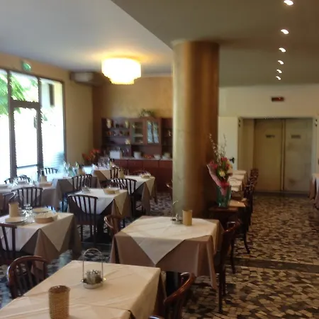 Отель Terme Belvedere 2*